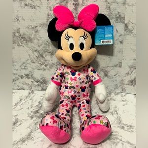 Disney Minnie Mouse Plush Just Play 2023 Pink Pajamas Rainbows and Hearts